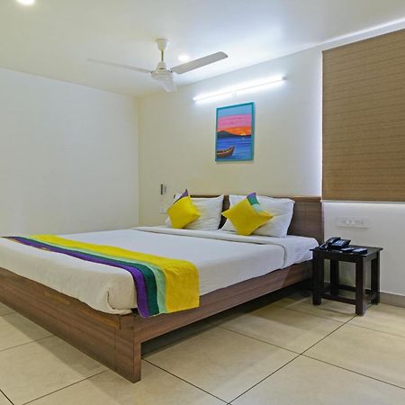 Itsy Hotels N Square Vijayawāda Exterior foto